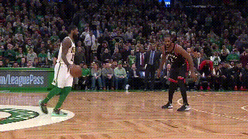 有些画面，会被历史记住（某些瞬间，注定载入史册）