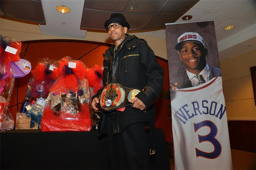 3场造5球！曼联球星大爆发，英超第1中场，31岁依然如此犀利（3场参与5球！曼联核心火力全开，英超顶级中场，31岁仍锐不可当）