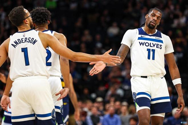 红黑之心，代代相传❤️🖤（红黑精神，薪火相传❤️🖤）