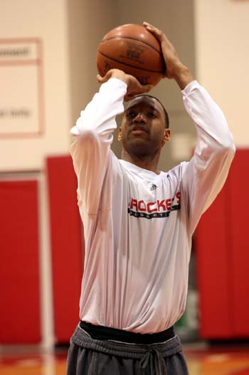 邵佳一：后两场比赛看似无关紧要，但每一场都非常重要（邵佳一：最后两战看似无足轻重，实则场场关键）