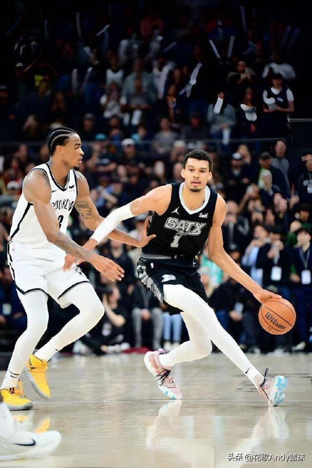 阿莱格里：给莱奥建议是因为我经验更丰富，而不是我比他厉害（阿莱格里：我经验更足才给莱奥建议，并非自认比他更强）